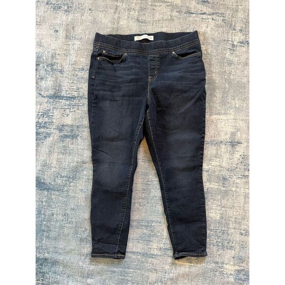 Levi Strauss Signature Dark Wash Totally Shaping Pull On Skinny Jeans 34 x 28 - Picture 1 of 6